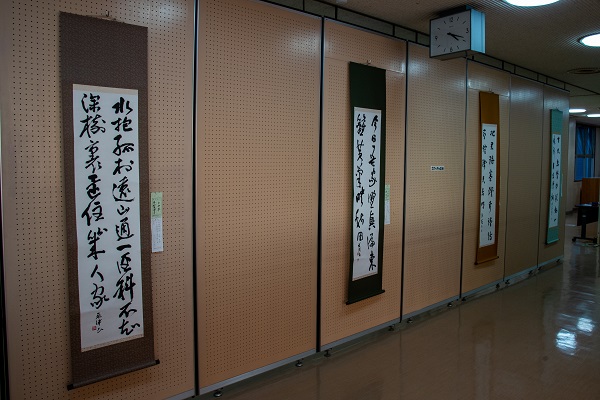 川島町中央文化展の書道の展示