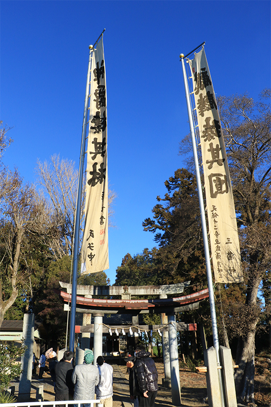 川島町 氷川神社の旗揚げ