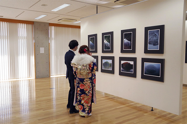川島町 成人式と写真展