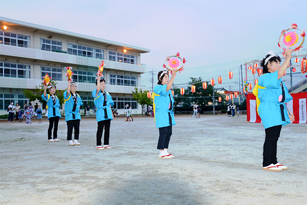 川島町 伊草地区 盆踊り