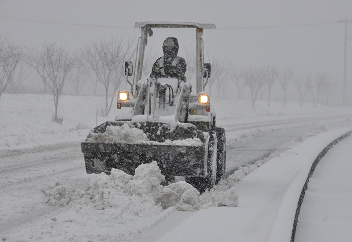 町内道路の除雪作業