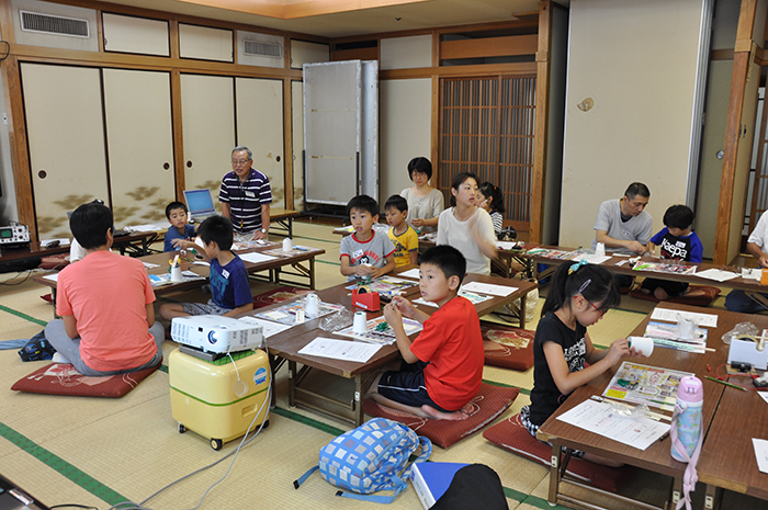 夏の体験学習「電子工作体験」