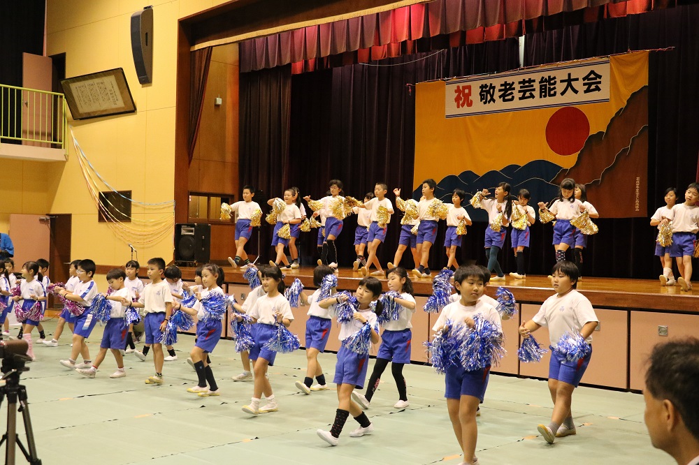 小見野地区敬老芸能大会