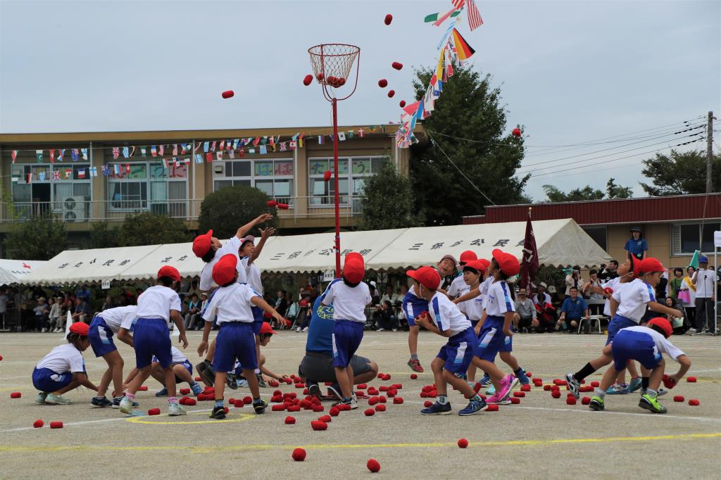 つばさ南小学校地区大運動会の写真