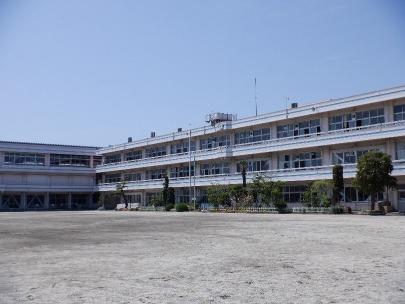 中山小学校写真