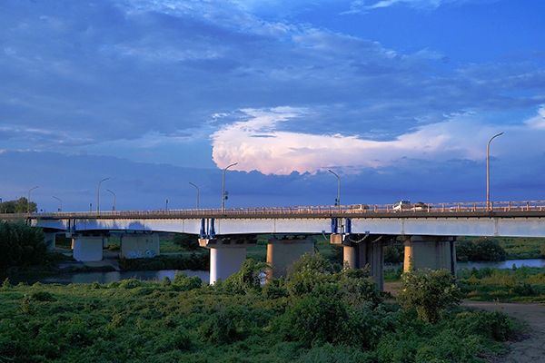 川島町 雲 落合橋